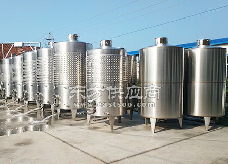 白城白酒發(fā)酵設備廠家直銷 諸城酒莊釀酒設備圖片