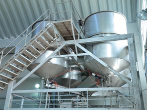 白酒行業(yè)創(chuàng)業(yè)者,購買釀酒設備時應注意什么